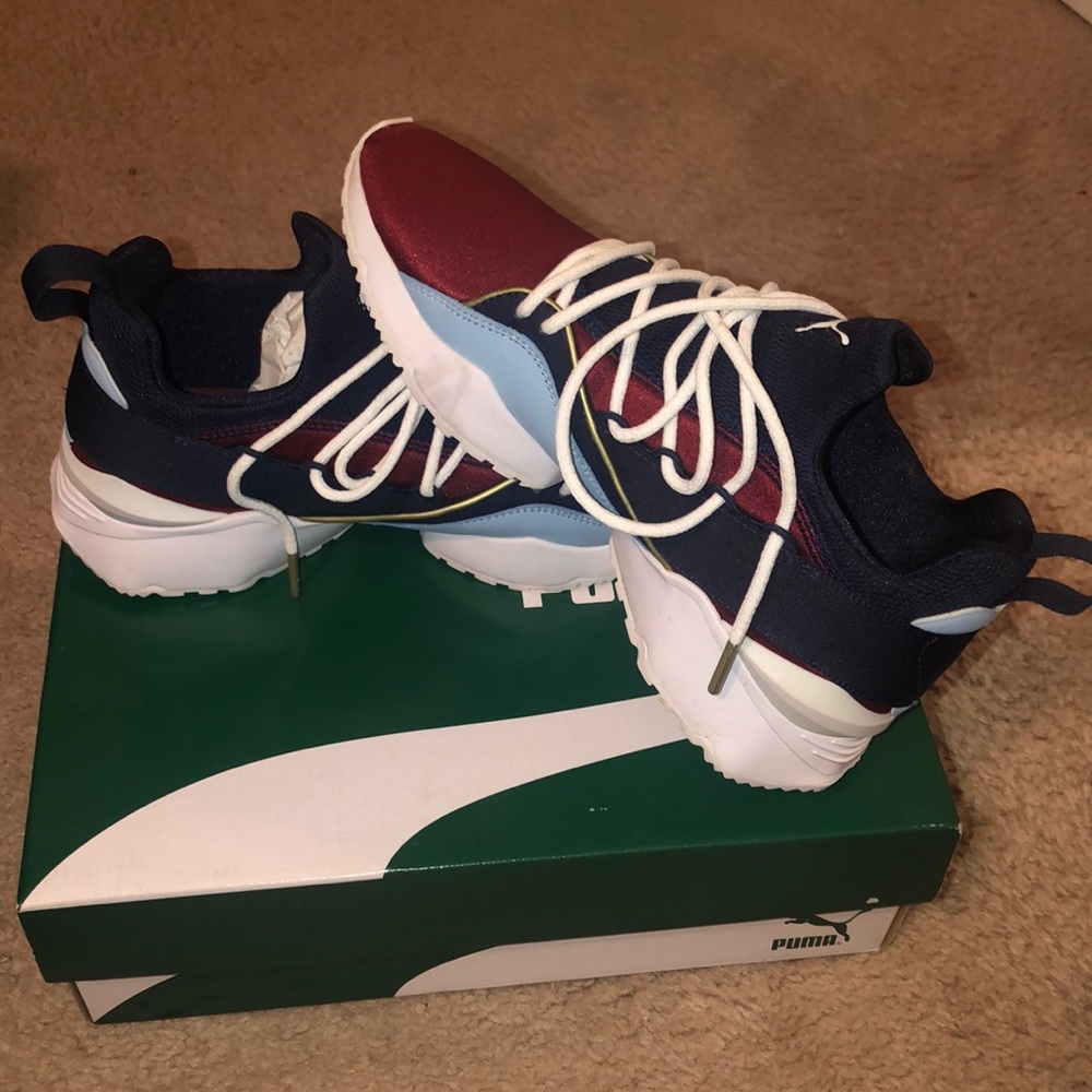 Puma Sneakers